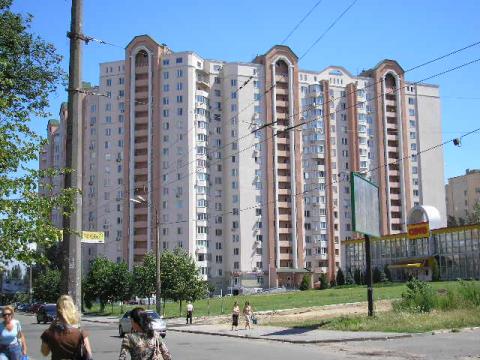 Квартира. Київ. Вул. Лебедєва-Кумача, 5